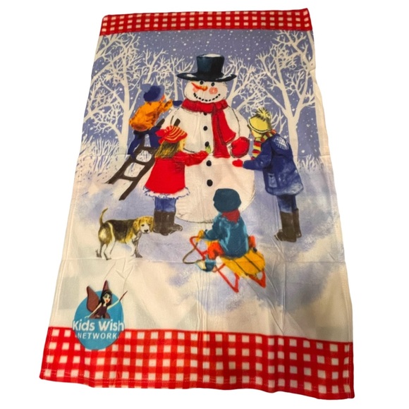 Kids Wish Network Fleece Throw Blanket Kids Building a Snowman 32” x 50” - Picture 2 of 7